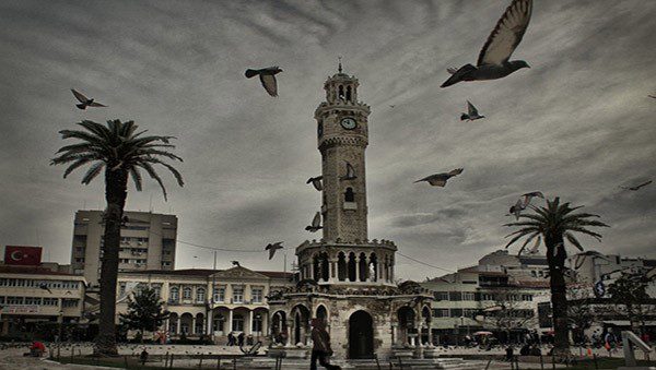 İstanbul İzmir Ev Taşıma Kaç Gün Sürüyor